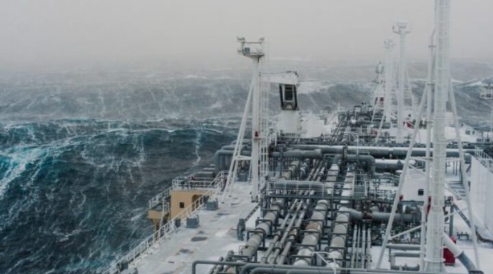 Weather Pattern in Oceans for Navigation