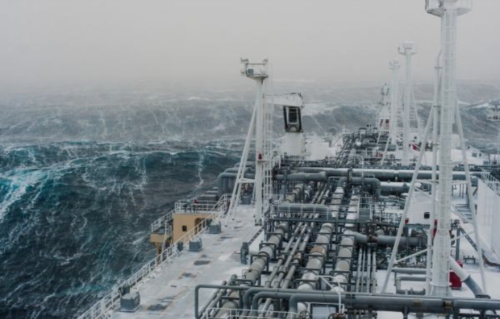 Weather Pattern in Oceans for Navigation